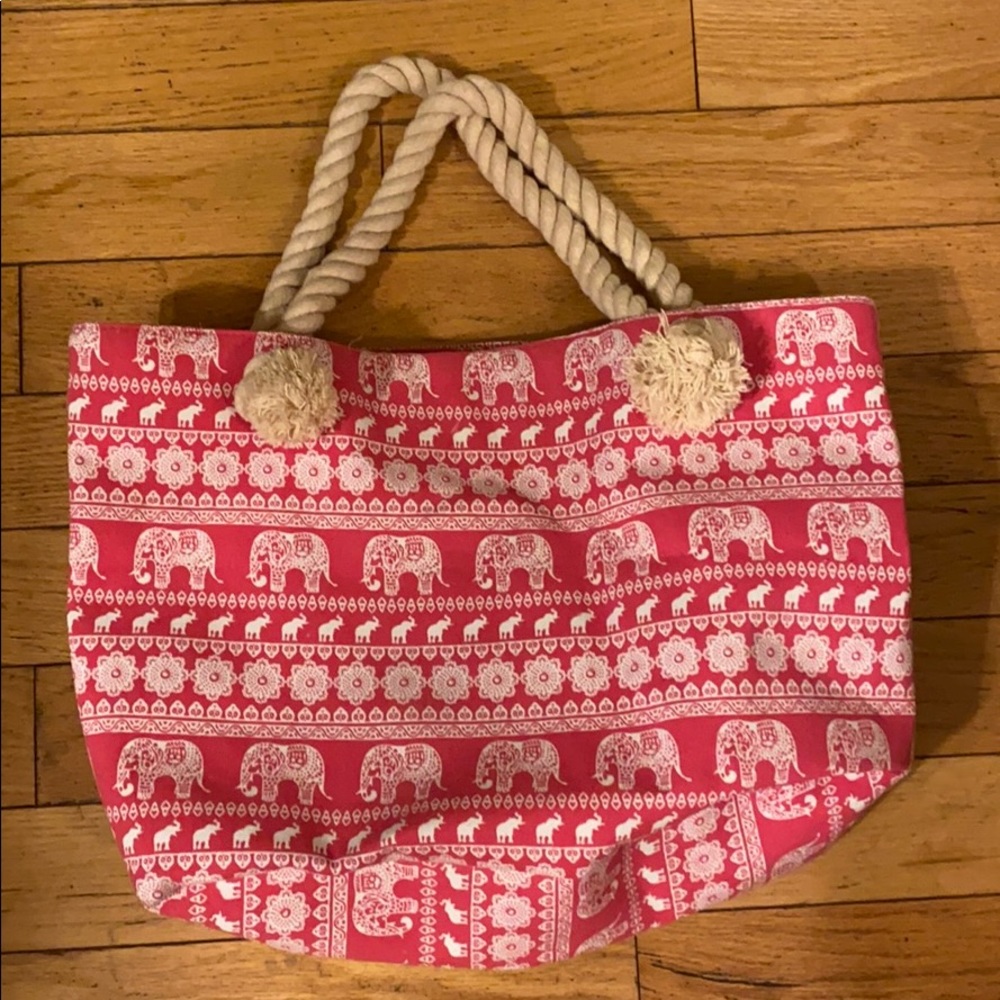 Elephant tote bag- perfect for the Beach!!